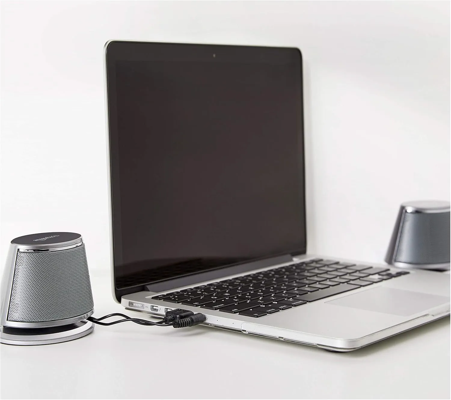 Amazon Basics Stereo 2.0 Speakers for PC or Laptop with Volume Control, 3.5mm Aux input, USB-Powered, 1 Pair, Silver