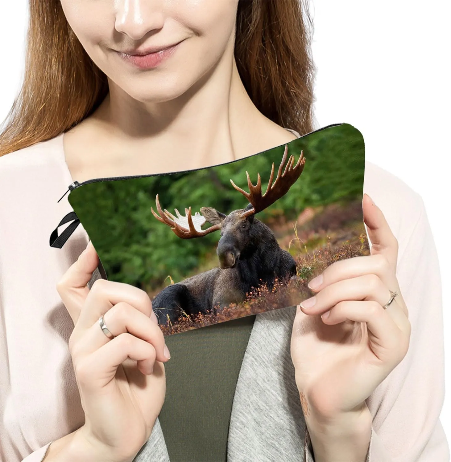 Elk Makeup Bag Cute Small Moose Makeup Organizer Bag Travel Toiletry Zipper Pouch Lovely Elk Gifts for Elk Lovers Deer Cosmetic Bag Wildlife Gifts for Women Girls