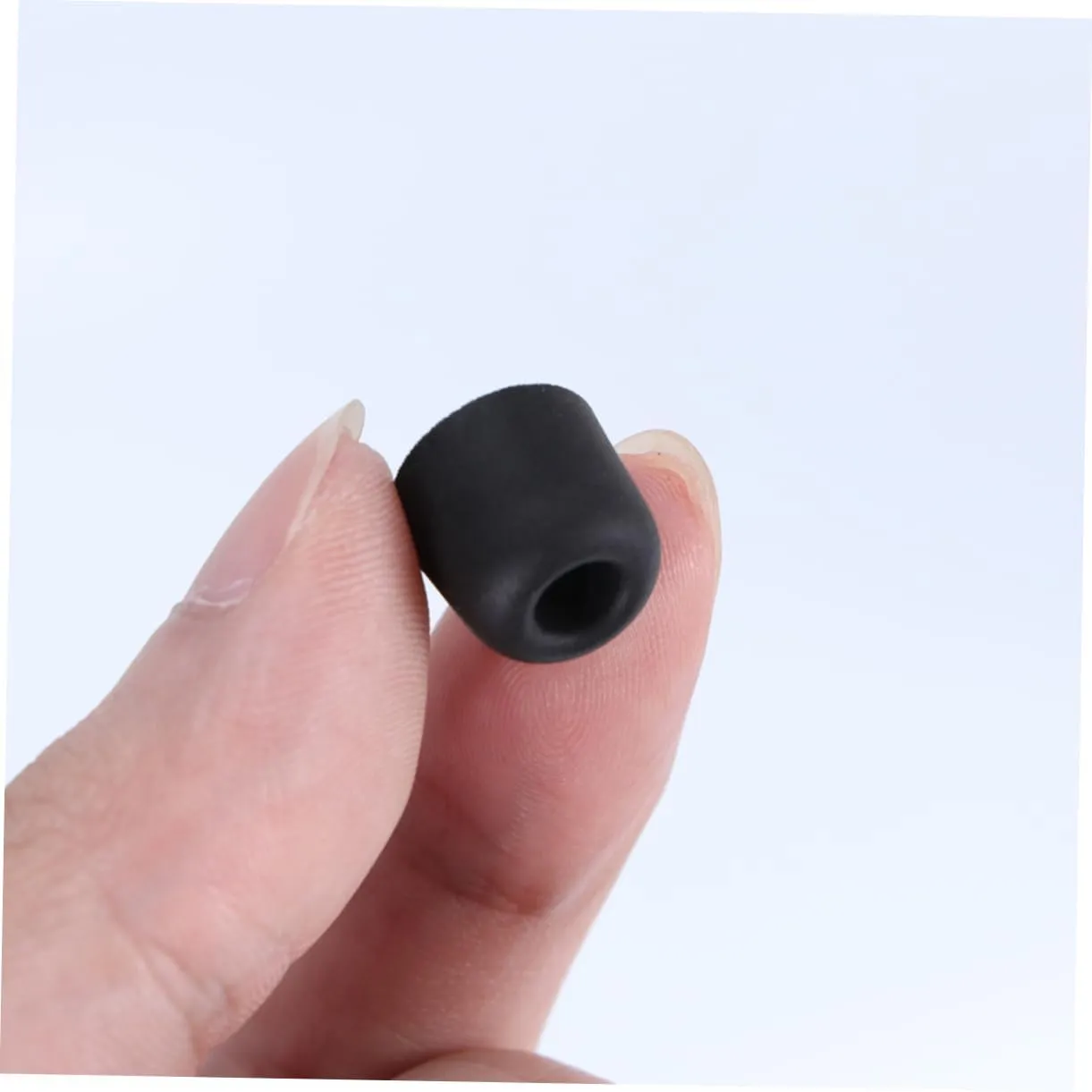 Memory Foam Earbuds Tips Noise Isolating Eartips Replacement for Headphones Comfortable Fit for Sleep