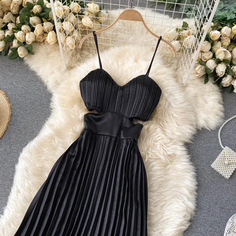 Xena Hollow out Pleated Dress